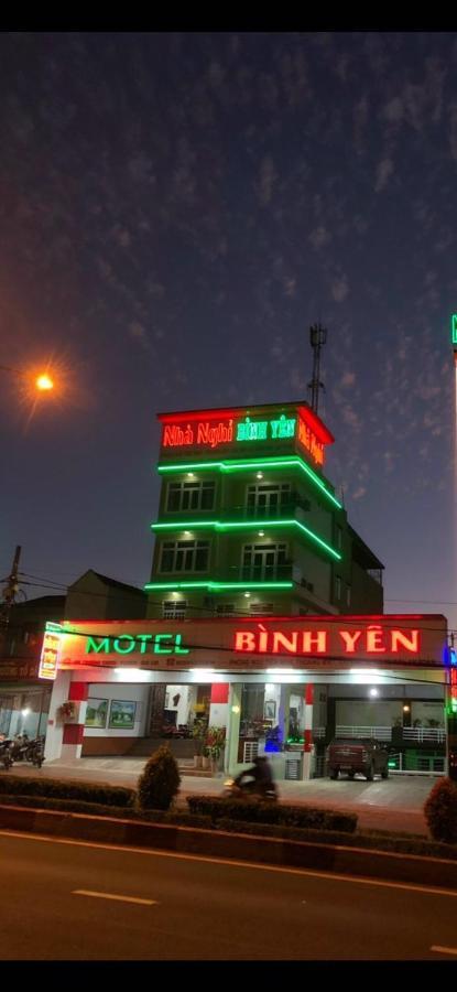 Nhà nghỉ Bình Yên Pleiku Extérieur photo